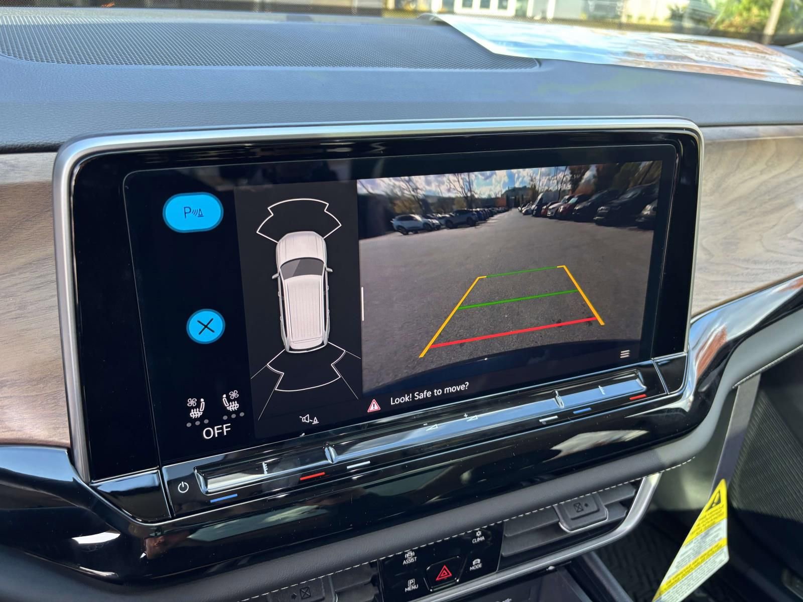 New 2026 Volkswagen Atlas SE image 21