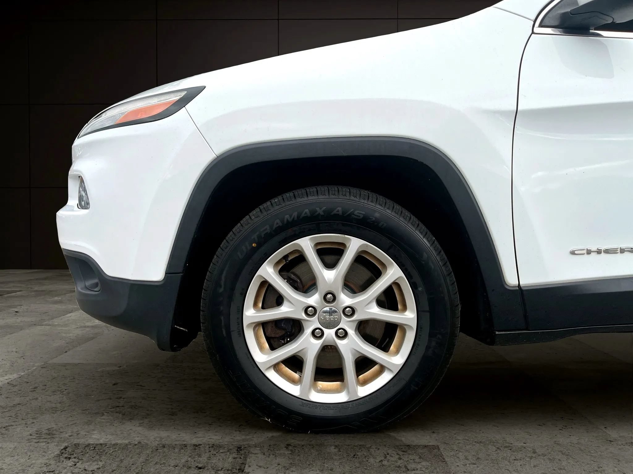 Used 2016 Jeep Cherokee Latitude AWD/4WD image 20