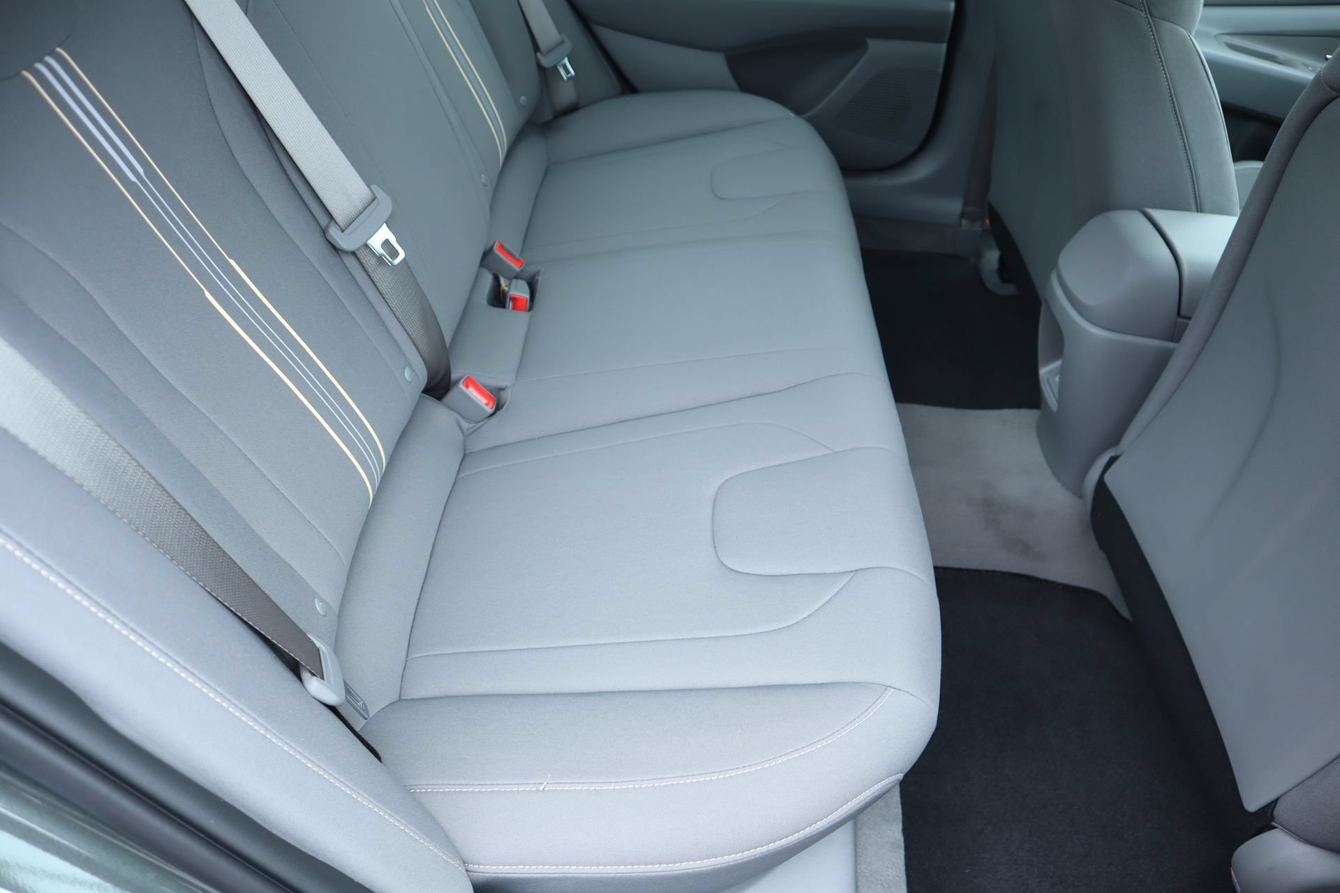 New 2026 Hyundai Elantra Sport FWD image 19