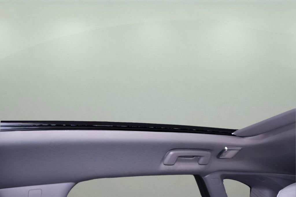 New 2026 Cadillac Optiq Sport 2 image 27