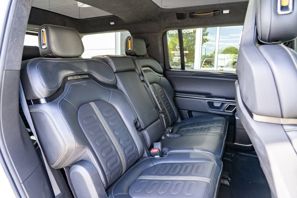 Used 2024 Rivian R1S Adventure AWD/4WD image 21
