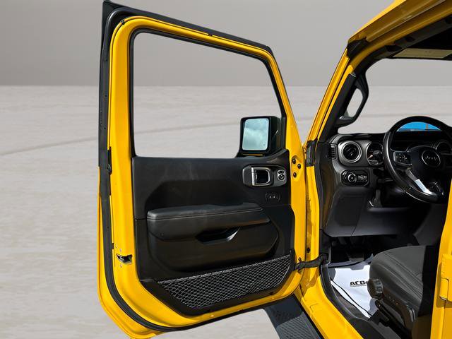 Used 2020 Jeep Wrangler Unlimited Sahara w/ Uconnect 4C Nav & Sound Group AWD/4WD image 9