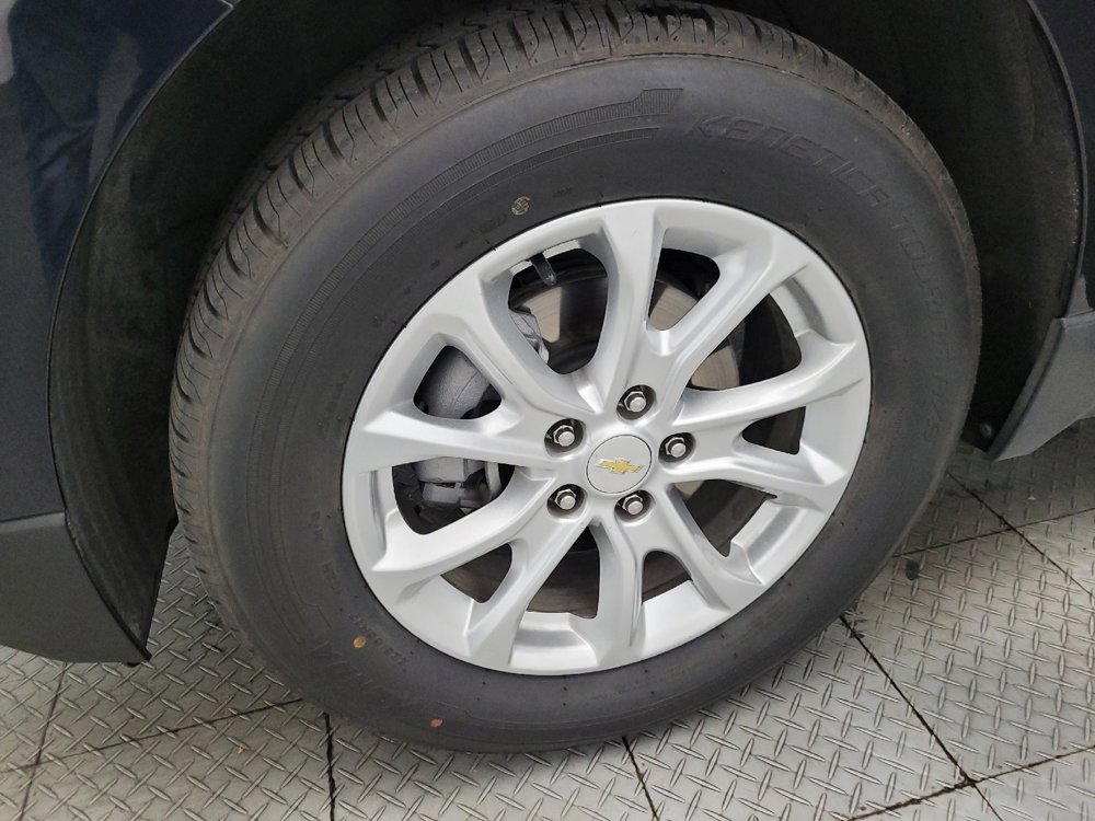 Used 2020 Chevrolet Equinox LT w/ Driver Convenience Package image 31