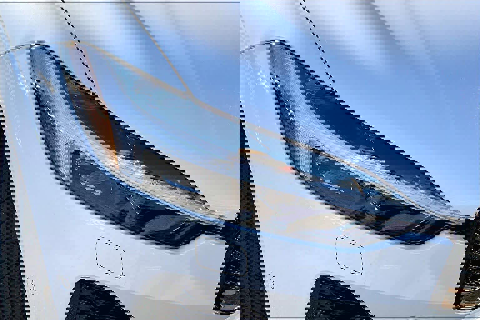 New 2026 Volvo XC60 B5 Plus w/ Protection Package Premier AWD/4WD image 15