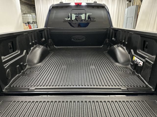 Used 2023 Ford F250 Lariat w/ FX4 Off-Road Package AWD/4WD image 22