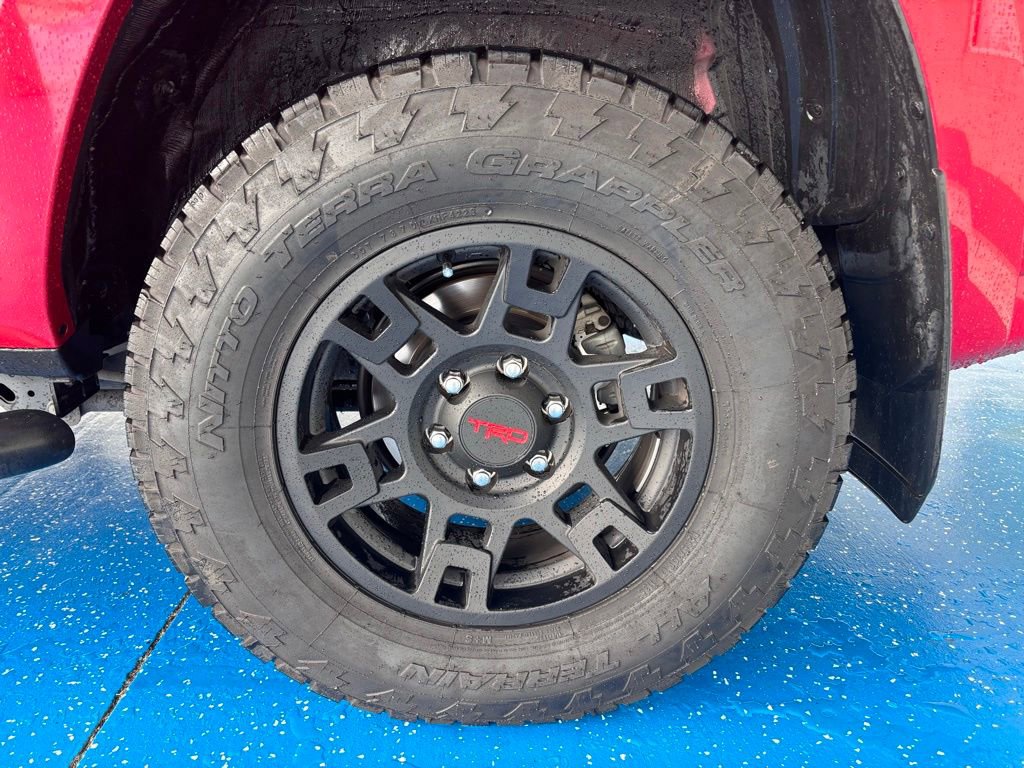 Used 2024 Toyota 4Runner SR5 Premium w/ Moonroof Package RWD image 11