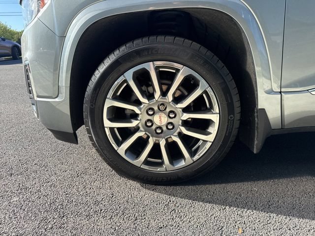 Used 2023 GMC Acadia Denali w/ Denali Technology Package AWD/4WD image 8