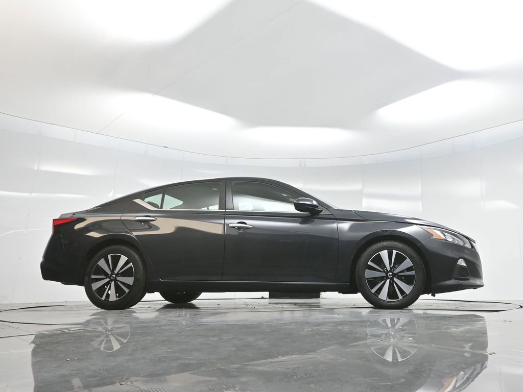 Used 2022 Nissan Altima 2.5 SV image 64