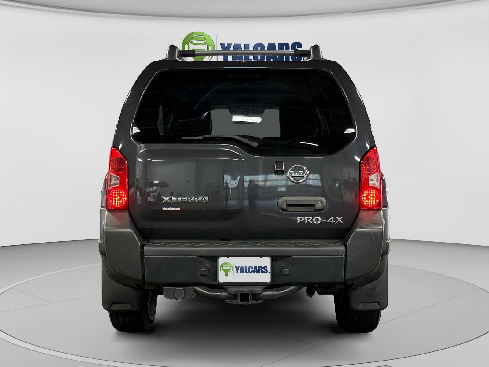 Used 2015 Nissan Xterra PRO-4X w/ Pro-4x Leather Package AWD/4WD image 4