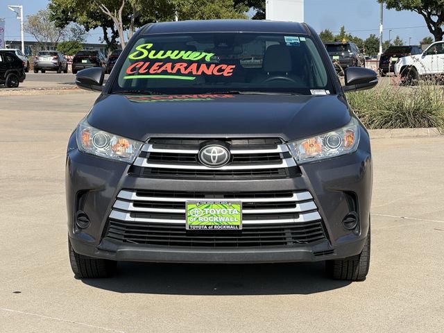 Used 2017 Toyota Highlander LE FWD image 7