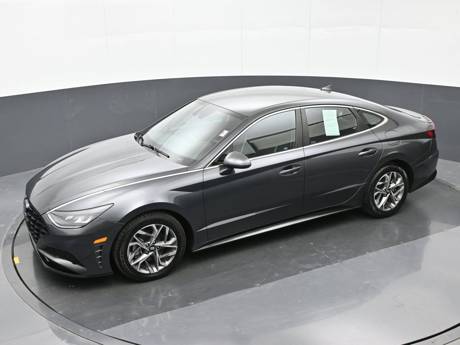 Certified 2023 Hyundai Sonata SEL w/ Preferred Accessory Package FWD image 30