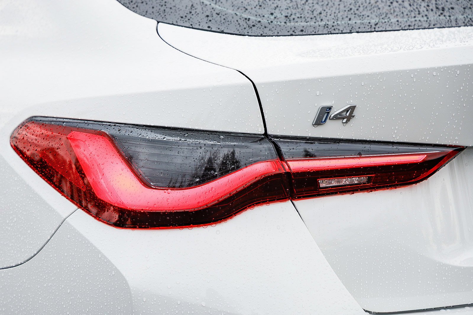 Used 2025 BMW i4 eDrive40 w/ Premium Package image 8