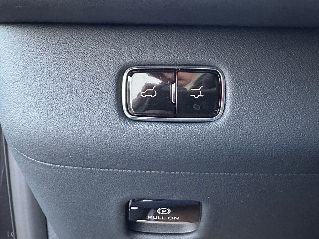 New 2025 Lincoln Navigator Reserve image 33