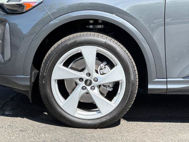Certified 2025 Audi Q5 Premium w/ Premium Plus AWD/4WD image 37