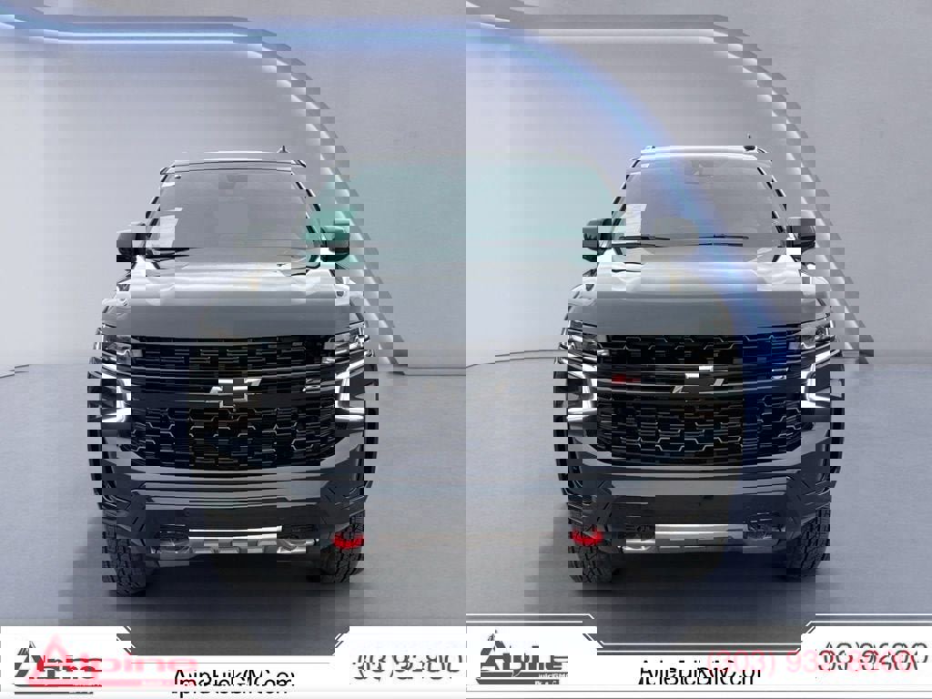 Used 2024 Chevrolet Tahoe Z71 w/ Luxury Package AWD/4WD image 8