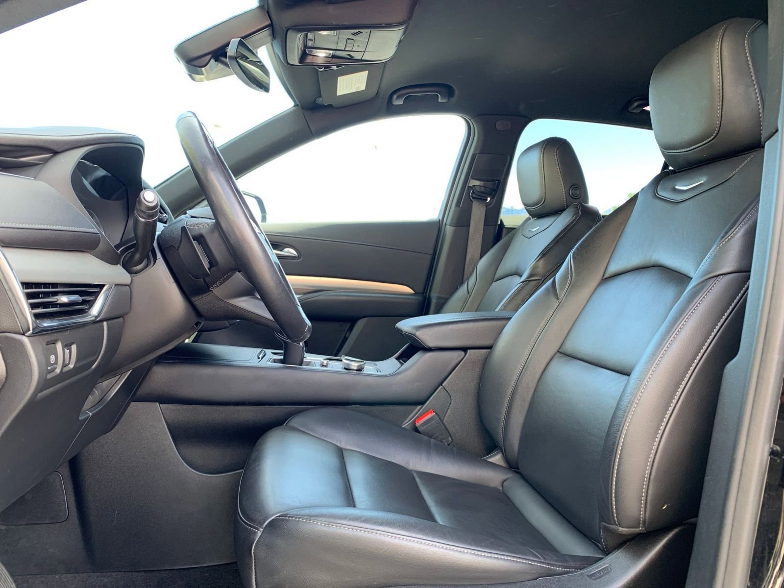 Used 2023 Cadillac XT4 Premium Luxury w/ Cold Weather Package image 27