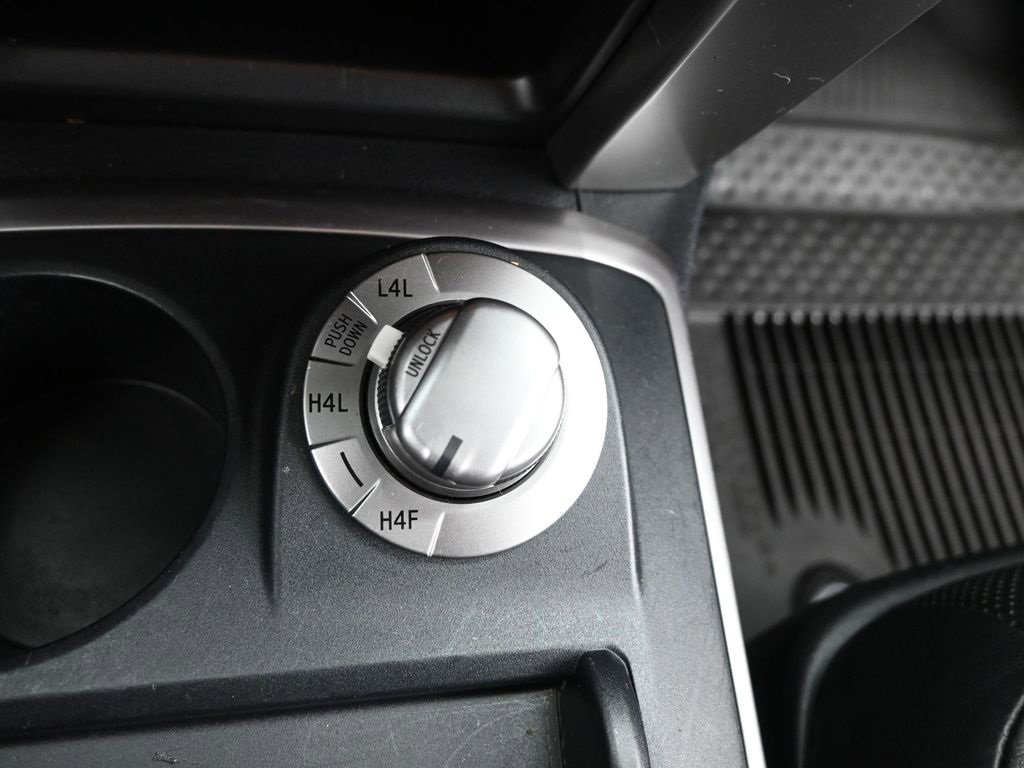 Used 2022 Toyota 4Runner Limited image 38