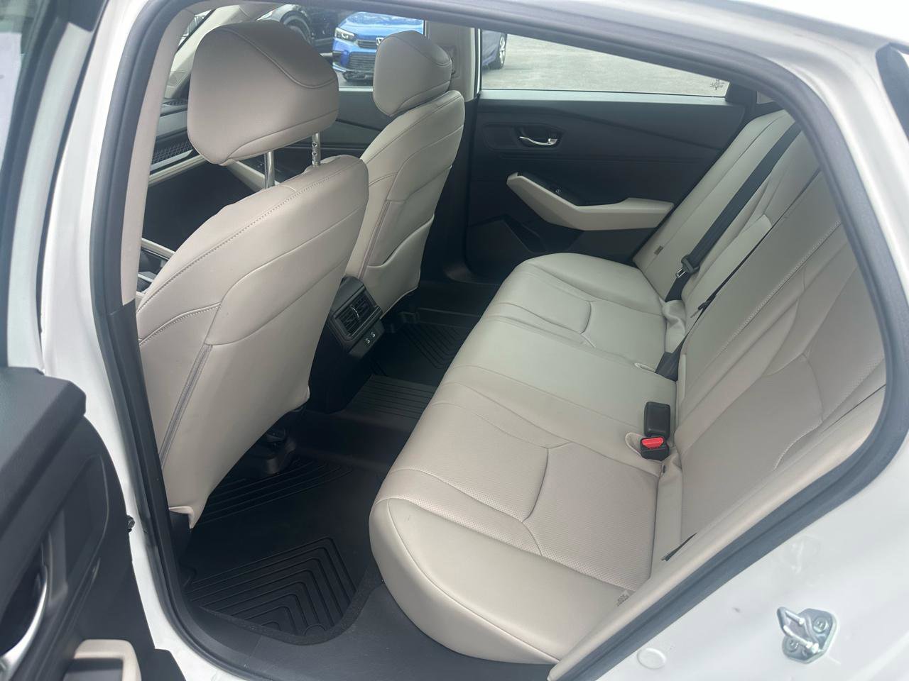 Used 2024 Honda Accord EX-L image 13