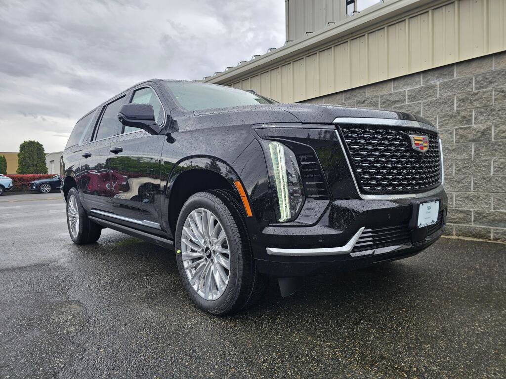 New 2026 Cadillac Escalade ESV Luxury AWD/4WD image 13