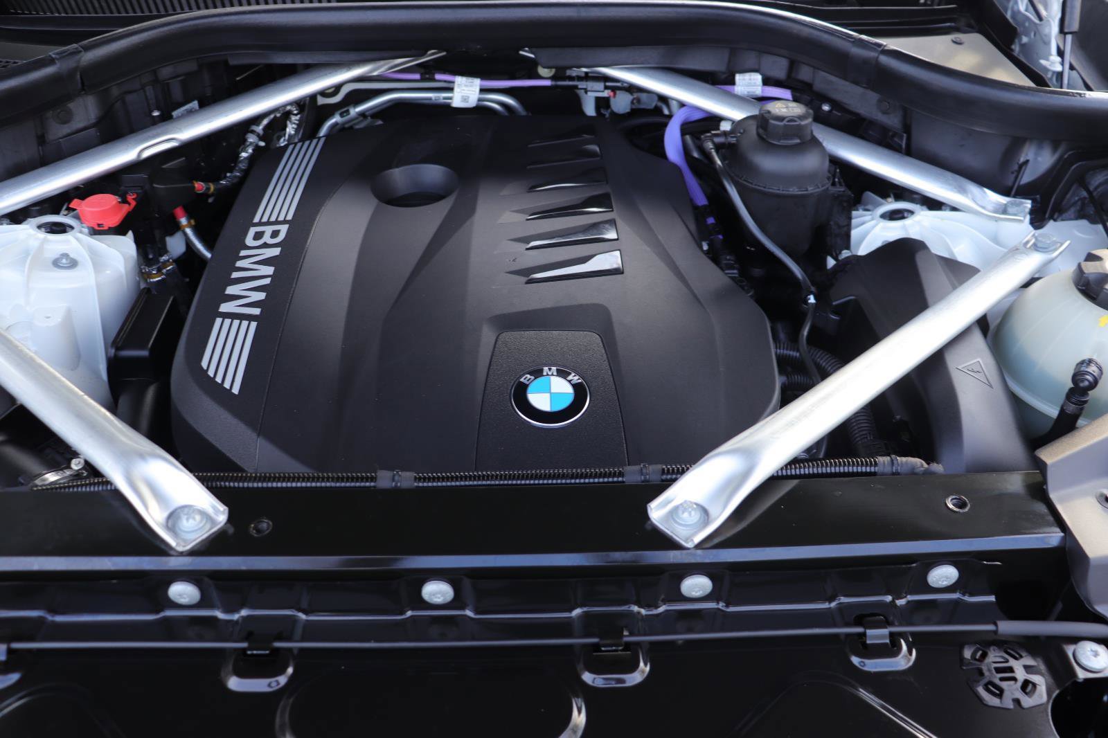 Certified 2024 BMW X5 xDrive40i w/ Premium Package image 45