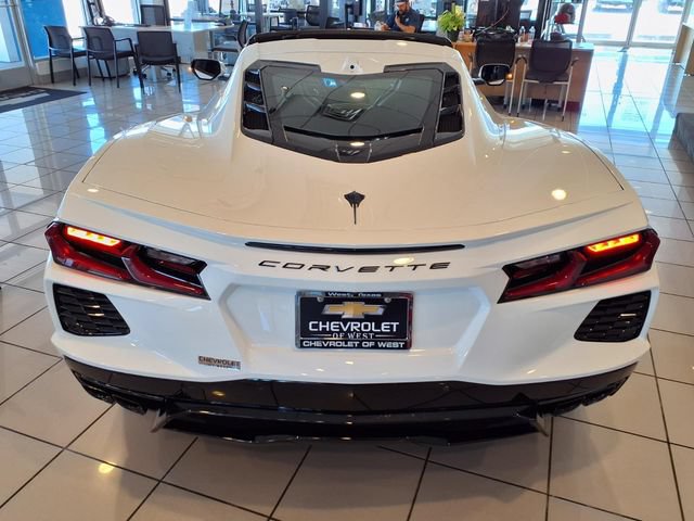 New 2027 Chevrolet Corvette Stingray Coupe w/ 1LT RWD image 4
