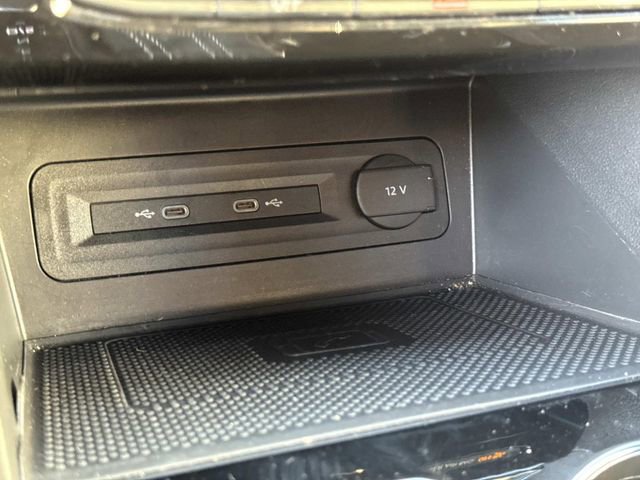 Certified 2023 Volkswagen Atlas Cross Sport SEL image 28