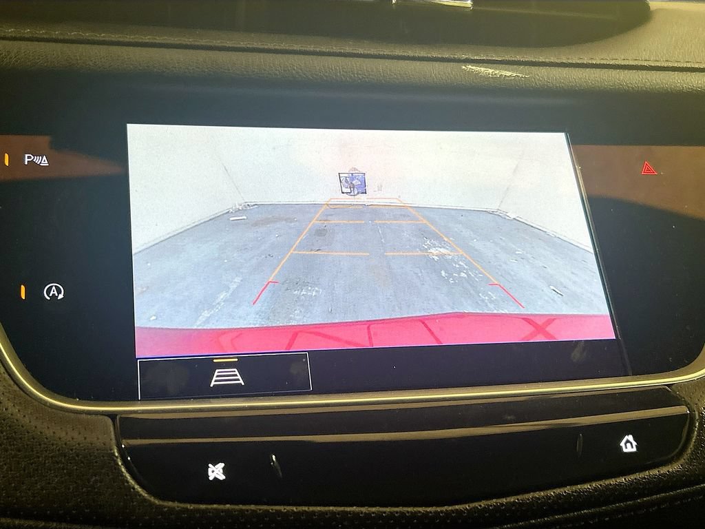 Used 2023 Cadillac XT5 Luxury w/ LPO, Floor Liner Package FWD image 11