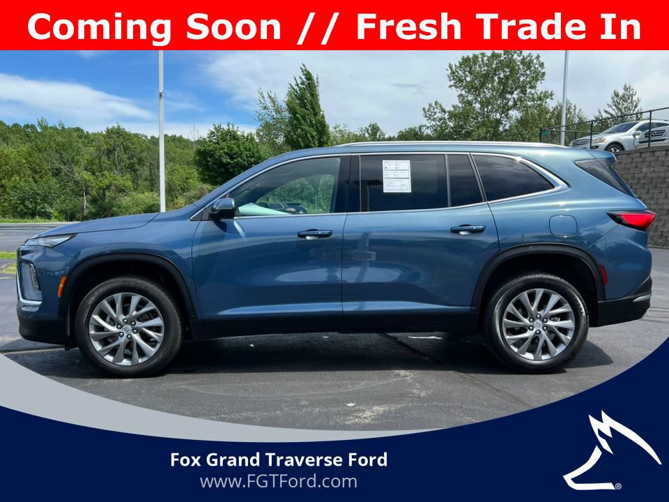 Used 2025 Buick Enclave Preferred AWD/4WD image 40