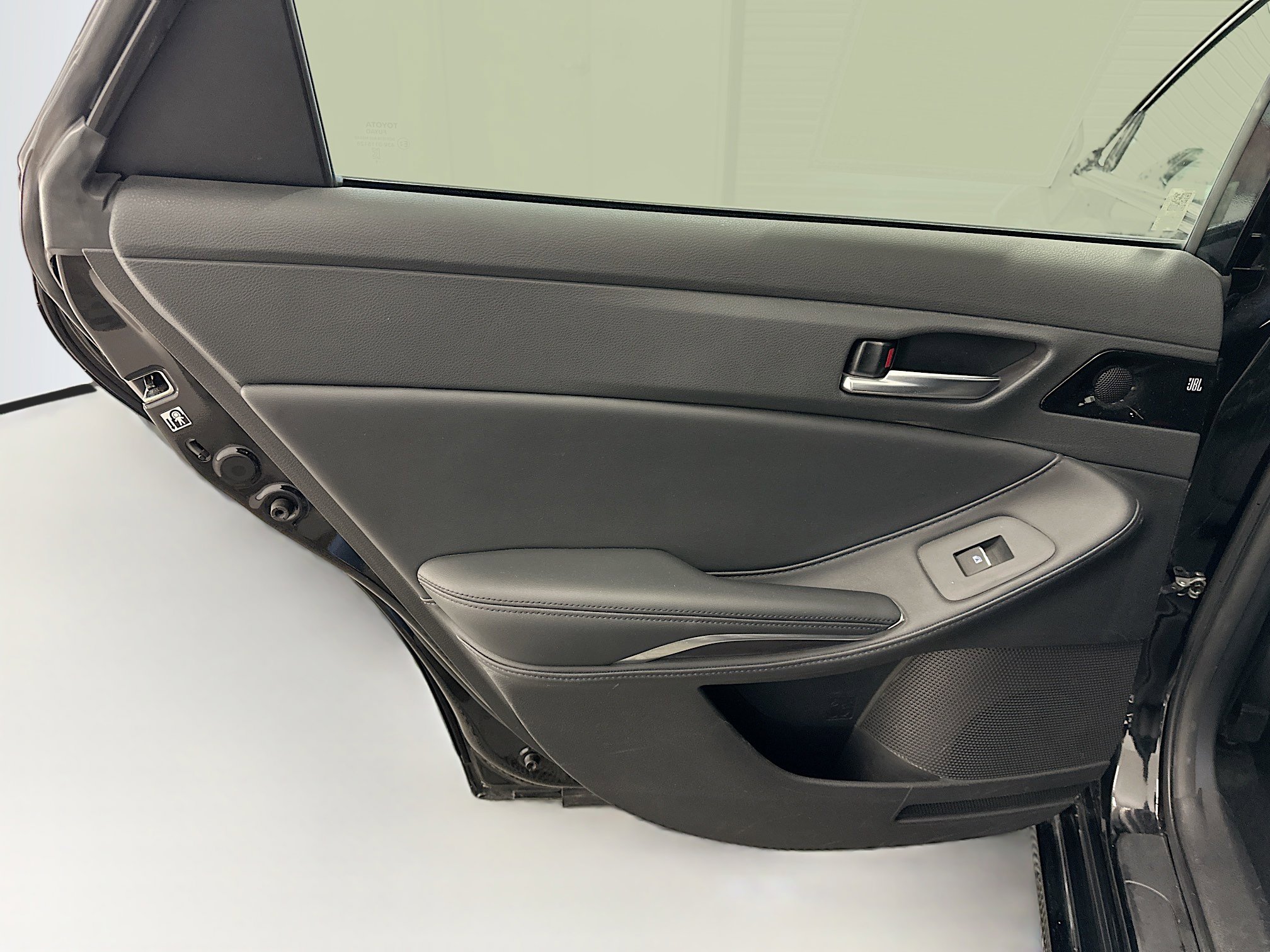 Used 2019 Toyota Avalon XLE image 28