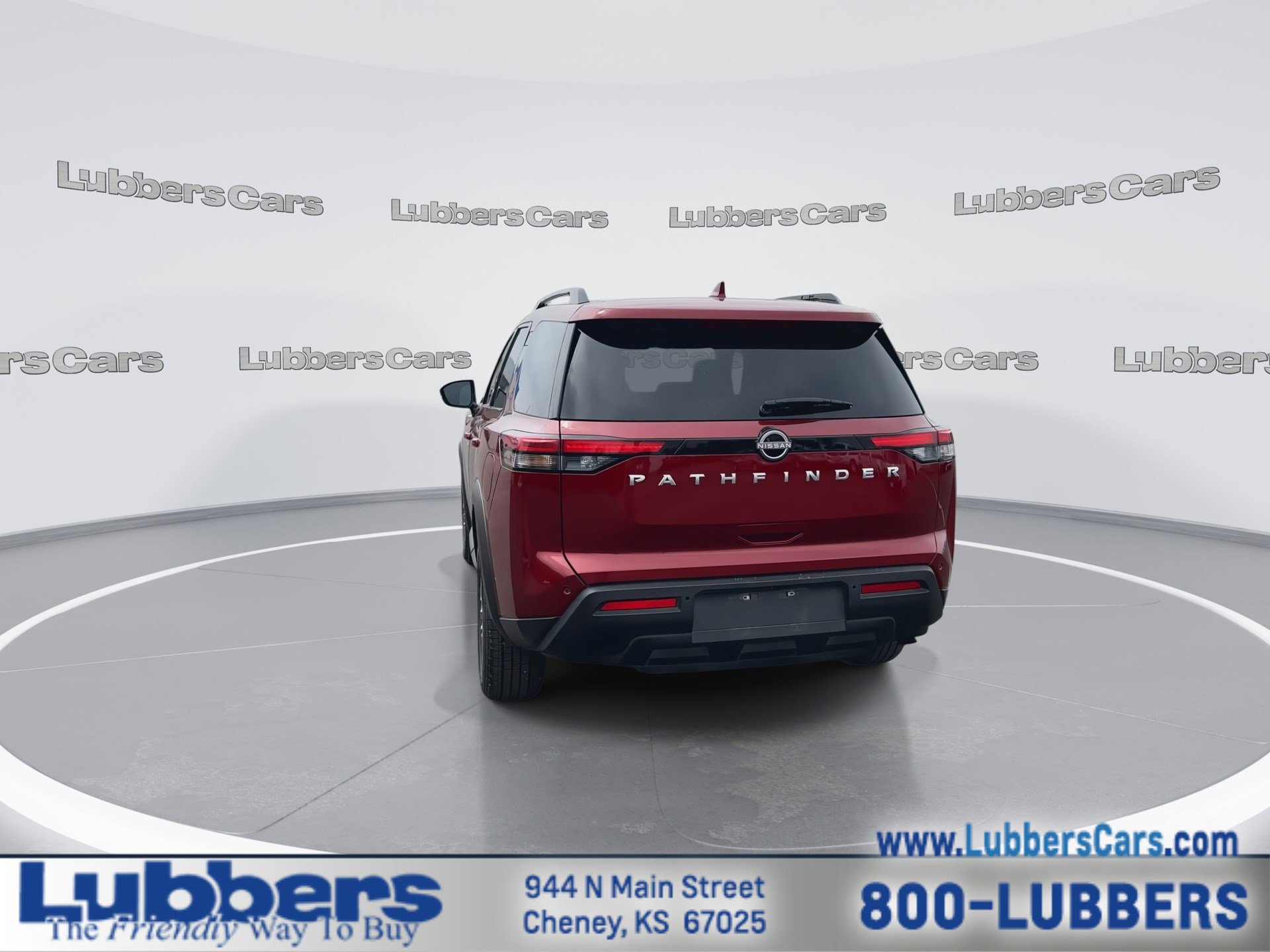 Used 2025 Nissan Pathfinder SV image 7