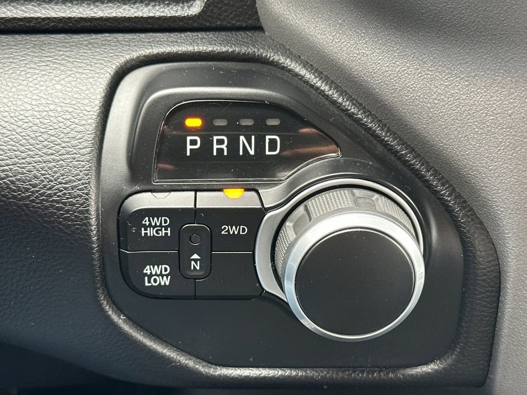 Used 2024 RAM 2500 Big Horn AWD/4WD image 19