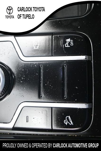 Used 2023 Kia Sorento S w/ Panoramic Sunroof Package FWD image 19