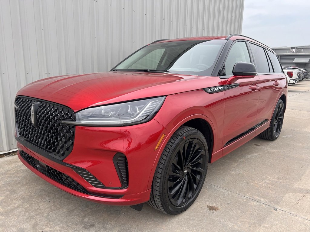 New 2025 Lincoln Aviator Reserve w/ Equipment Group 201A image 1