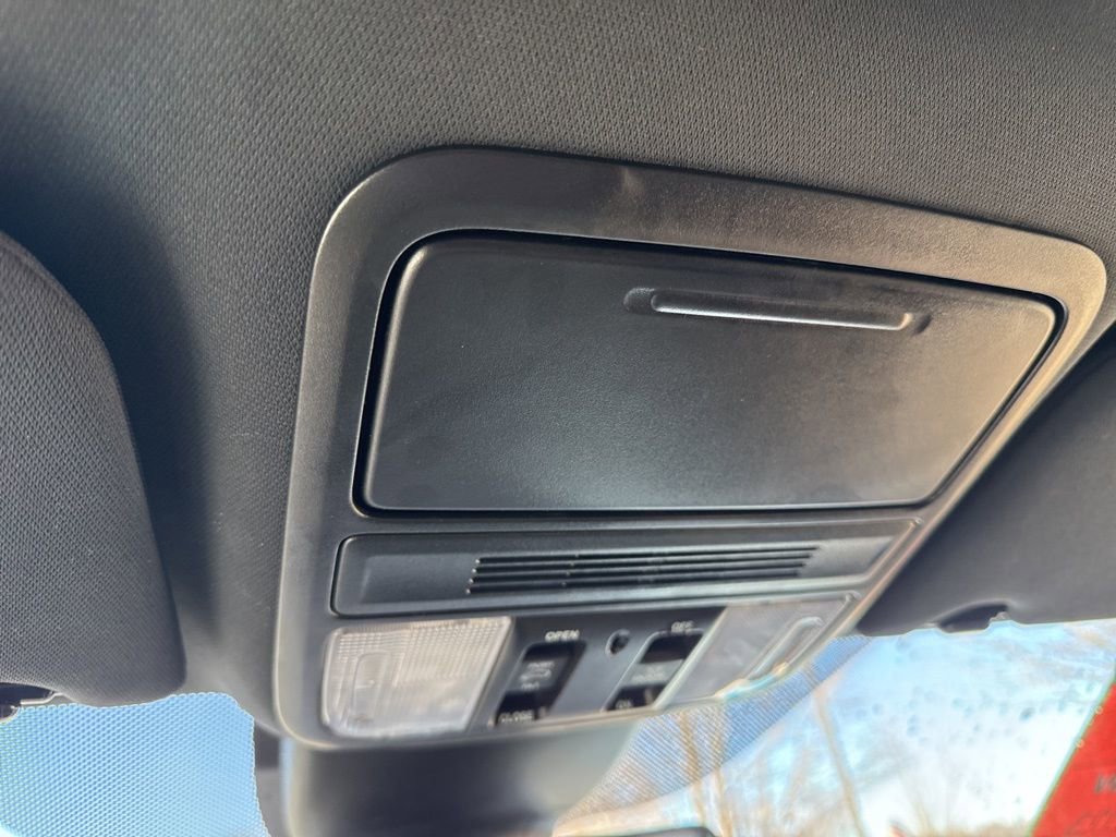 Used 2024 Honda Odyssey Sport image 32