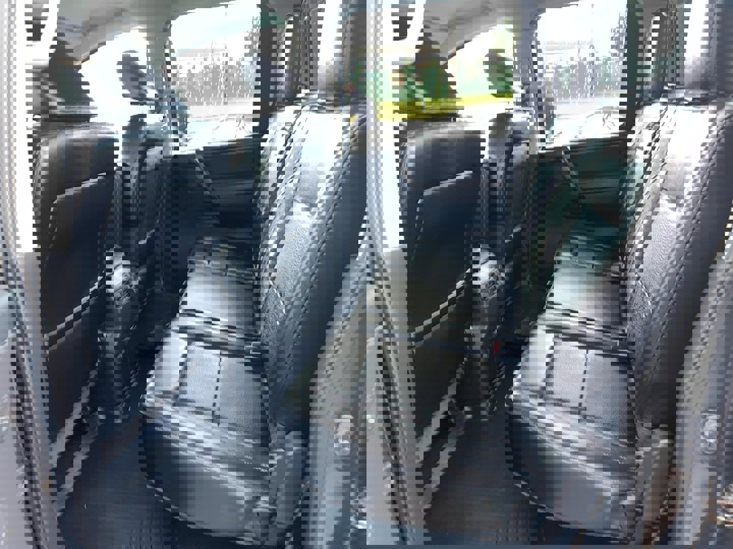 Used 2012 Nissan Titan SL image 18