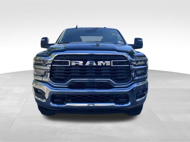 Used 2026 RAM 2500 Big Horn AWD/4WD image 2