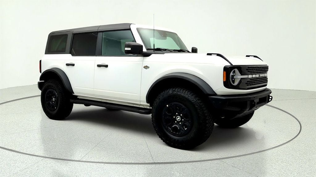 Used 2024 Ford Bronco Wildtrak AWD/4WD image 3