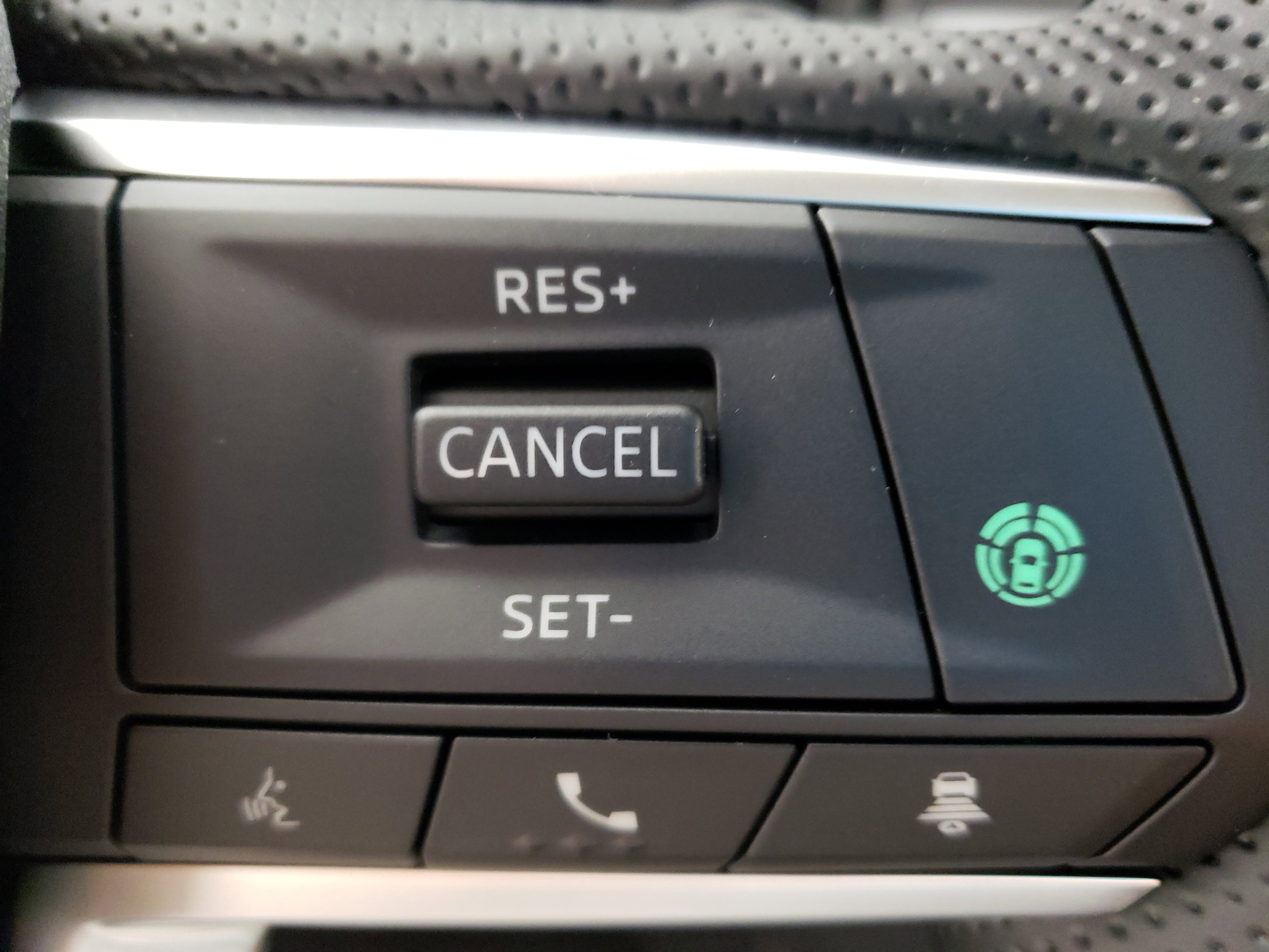 New 2025 Mitsubishi Outlander SEL image 19