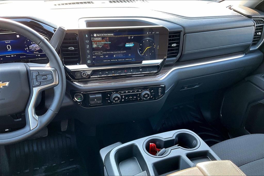 Used 2025 Chevrolet Silverado 1500 LT image 9