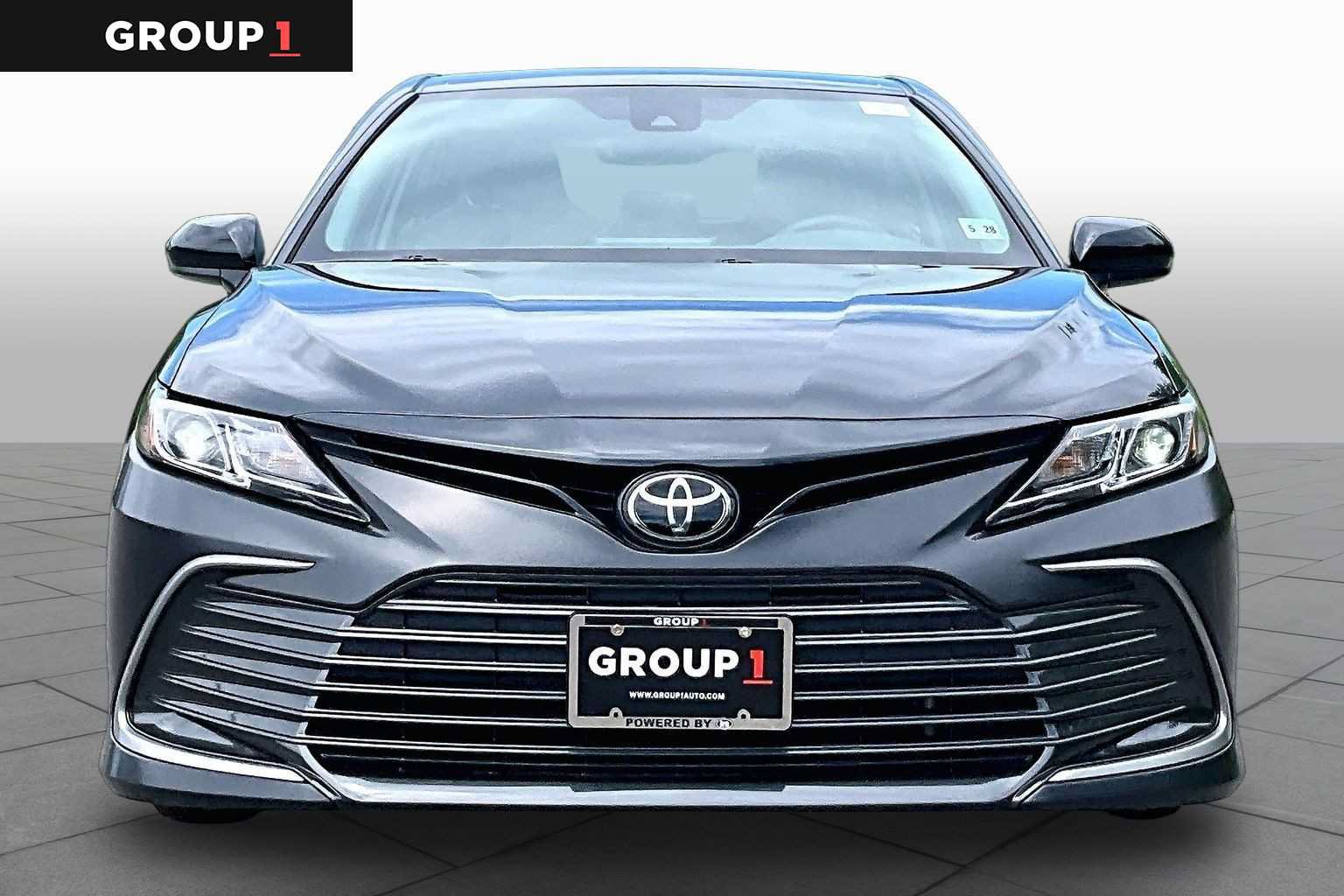 Used 2023 Toyota Camry LE AWD/4WD image 4