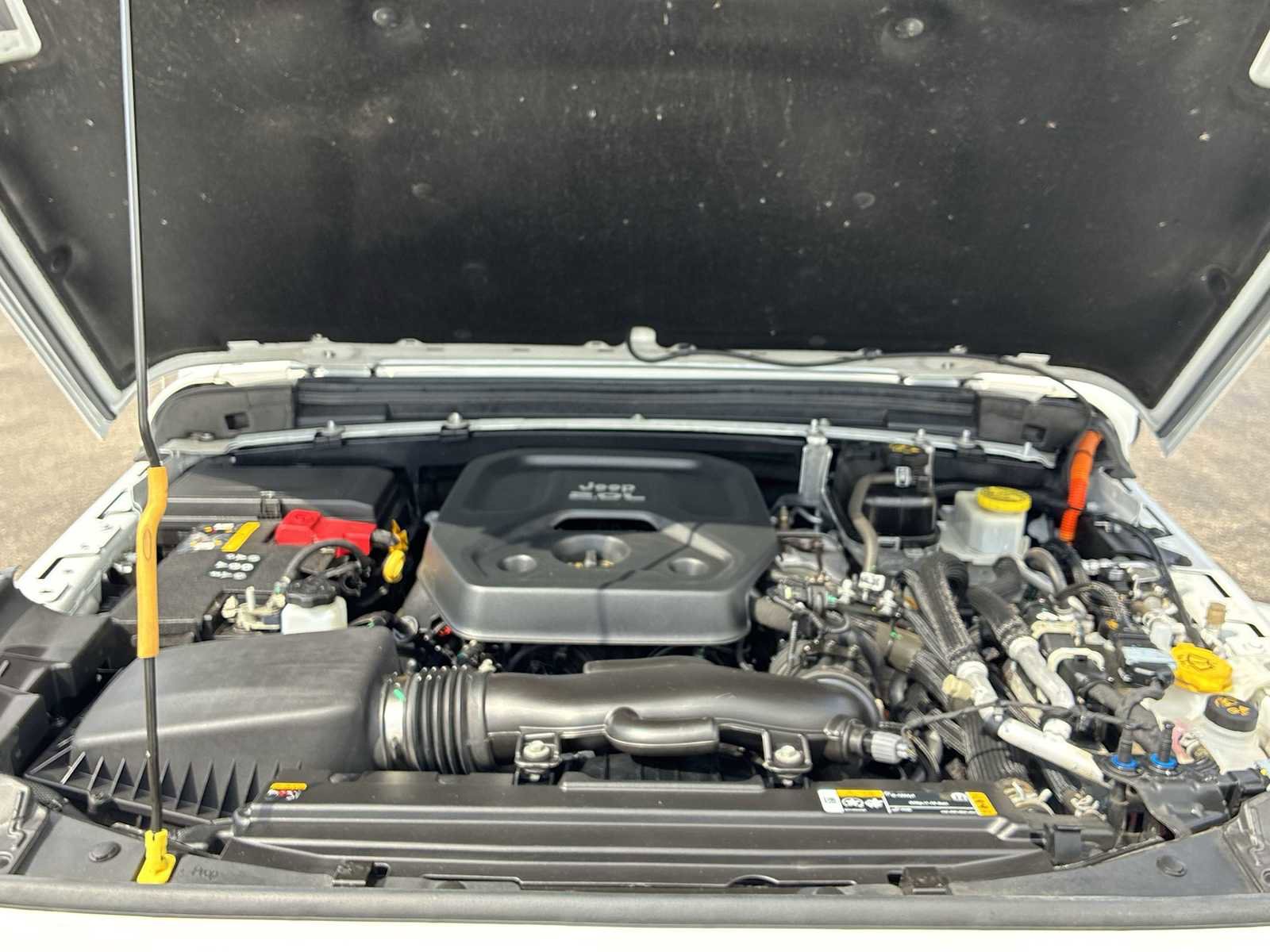 Used 2022 Jeep Wrangler Unlimited Sahara image 30