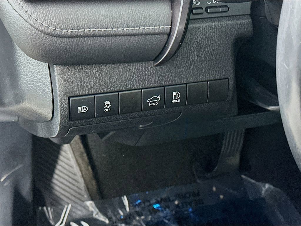 Used 2023 Toyota Camry XSE image 15
