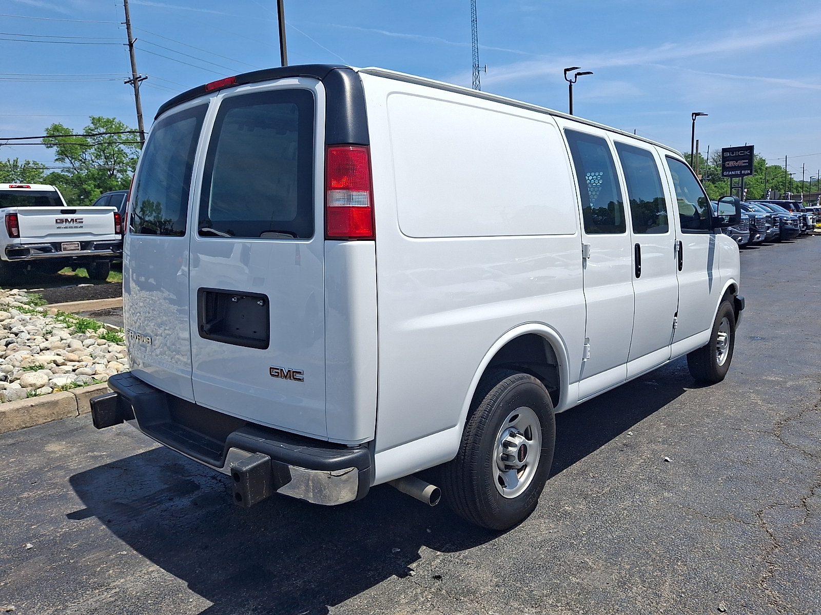 Used 2024 GMC Savana 2500 w/ Driver Convenience Package RWD image 7