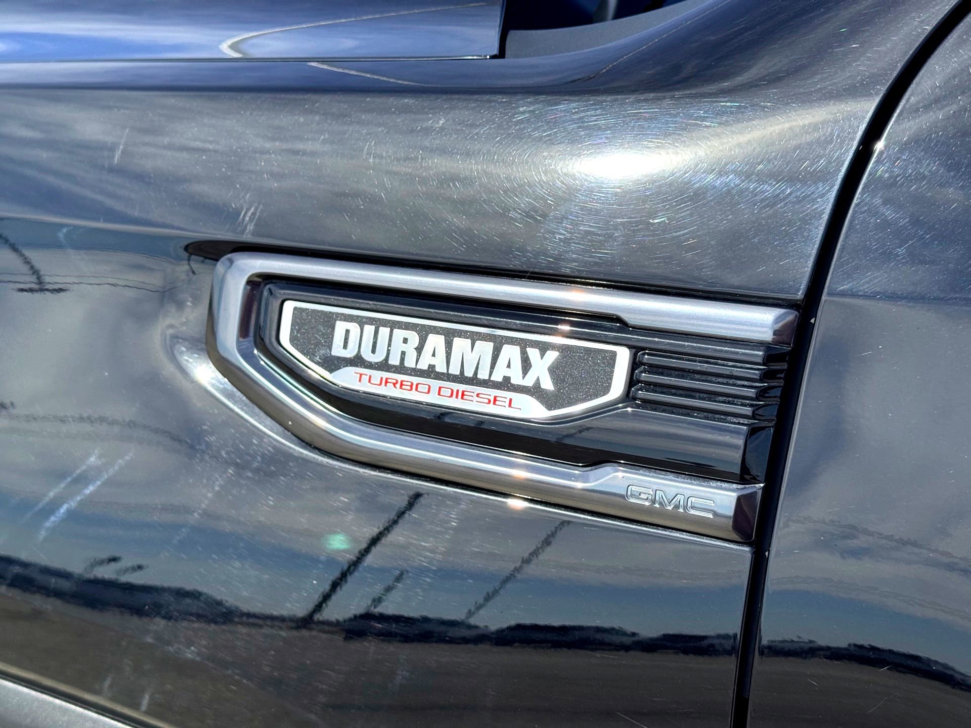 Used 2023 GMC Sierra 1500 AT4 w/ Technology Package image 3