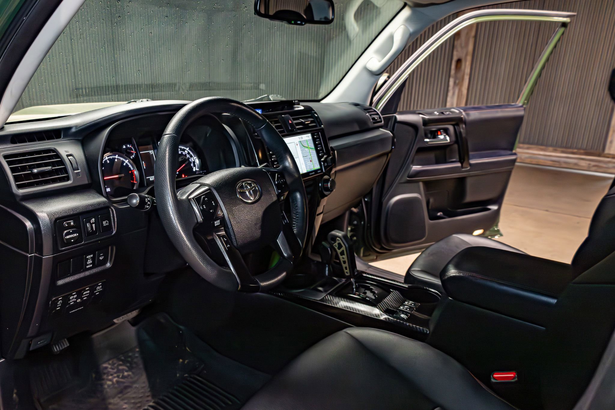 Used 2022 Toyota 4Runner TRD Off-Road Premium w/ TRD Black Wheel Package (TMS) AWD/4WD image 15