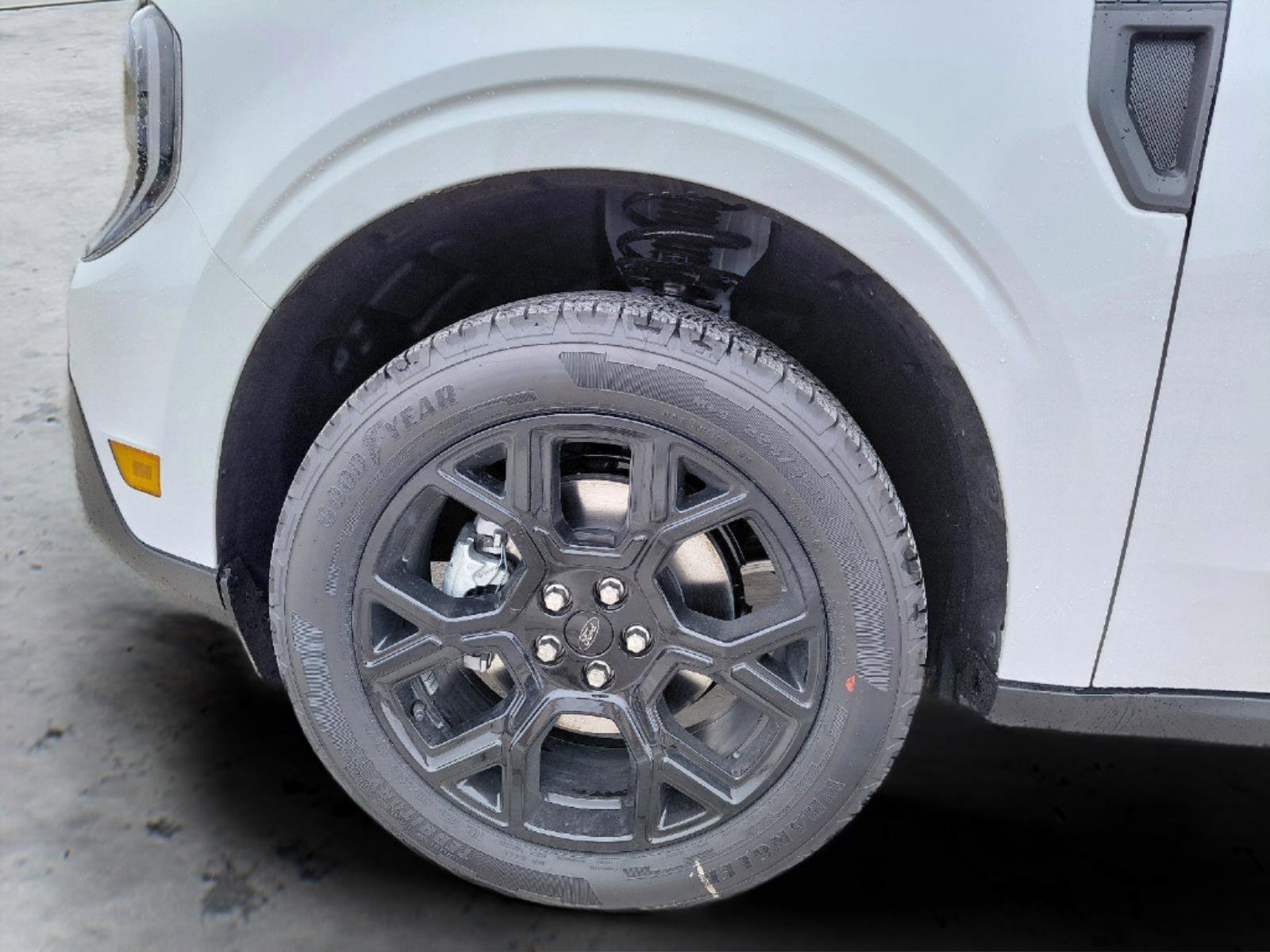 New 2026 Ford Maverick Lariat image 11