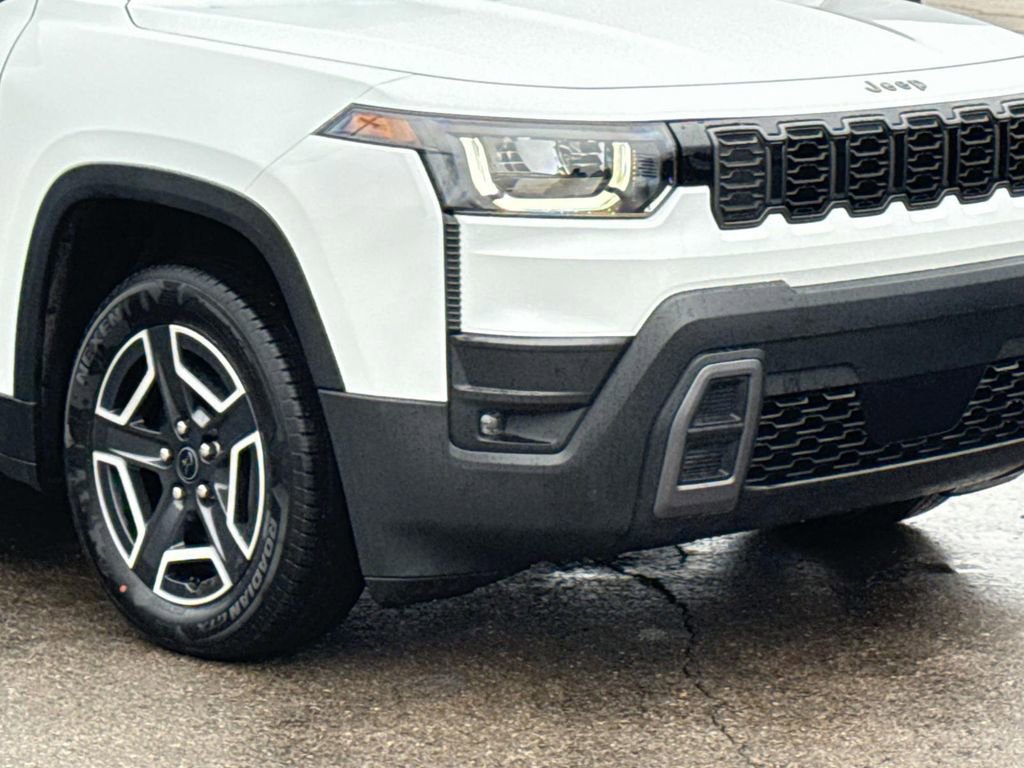 New 2026 Jeep Cherokee Limited image 5