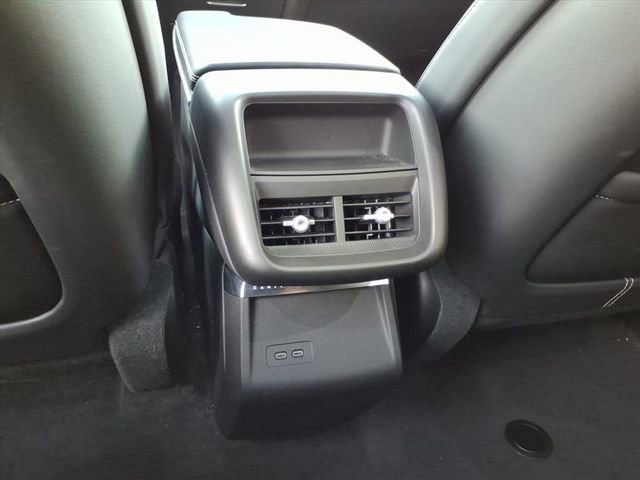 Certified 2024 Cadillac Lyriq Luxury image 15