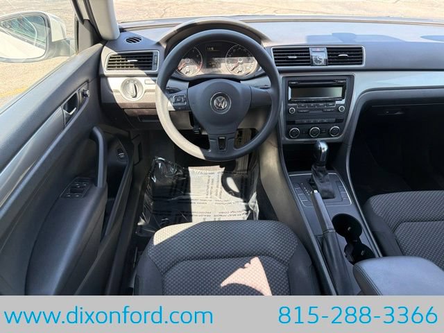 Used 2012 Volkswagen Passat 2.5 S FWD image 18