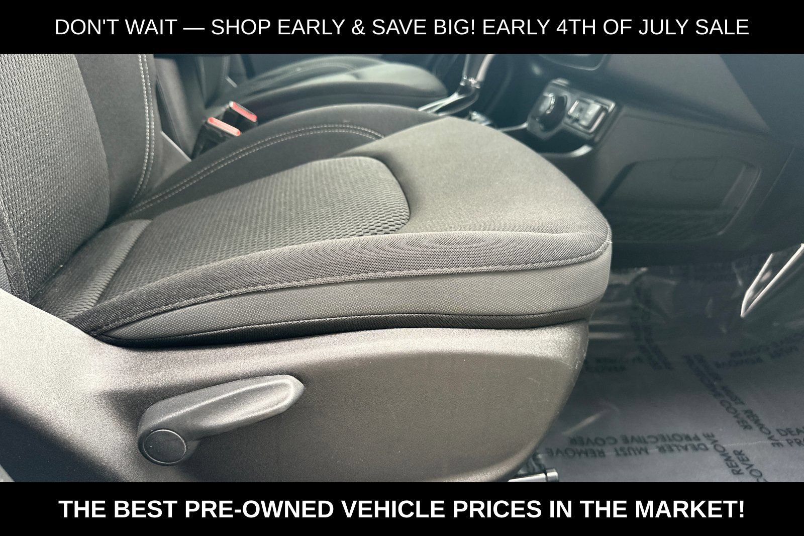 Used 2022 Jeep Renegade Altitude AWD/4WD image 23